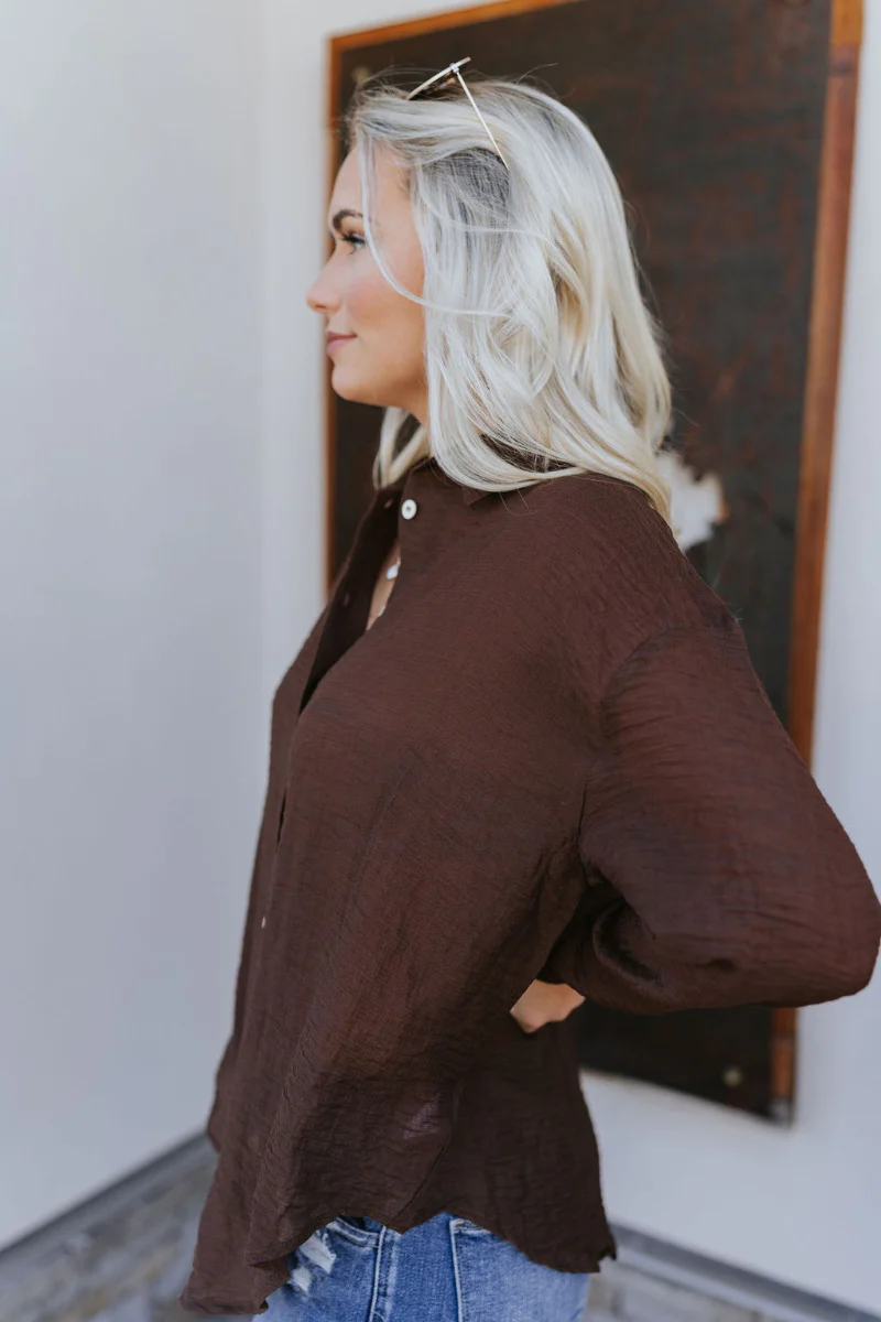Upstate Twist-Back Top in Brown - Image 6
