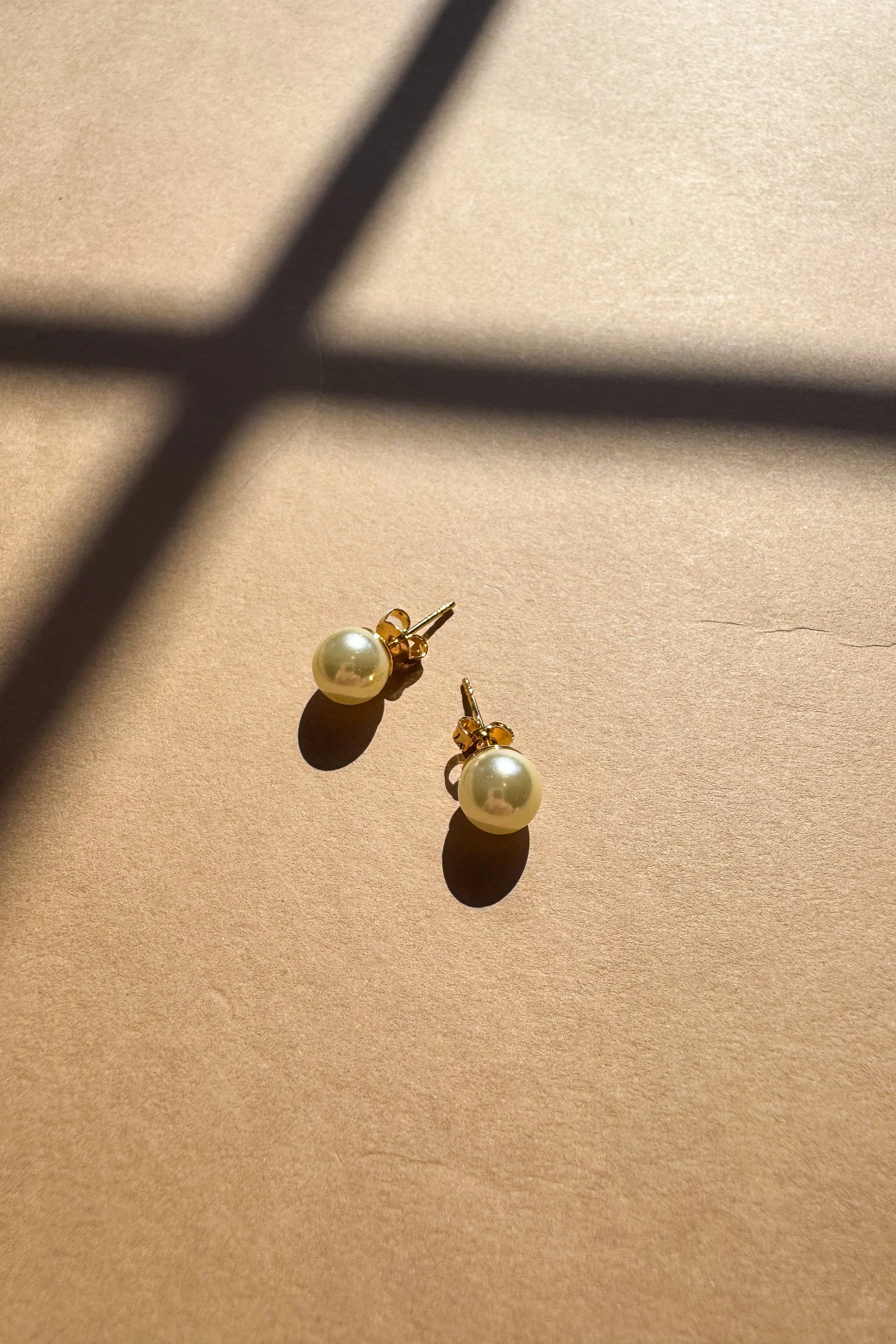 Valencia Gold Filled Pearl Stud Earrings