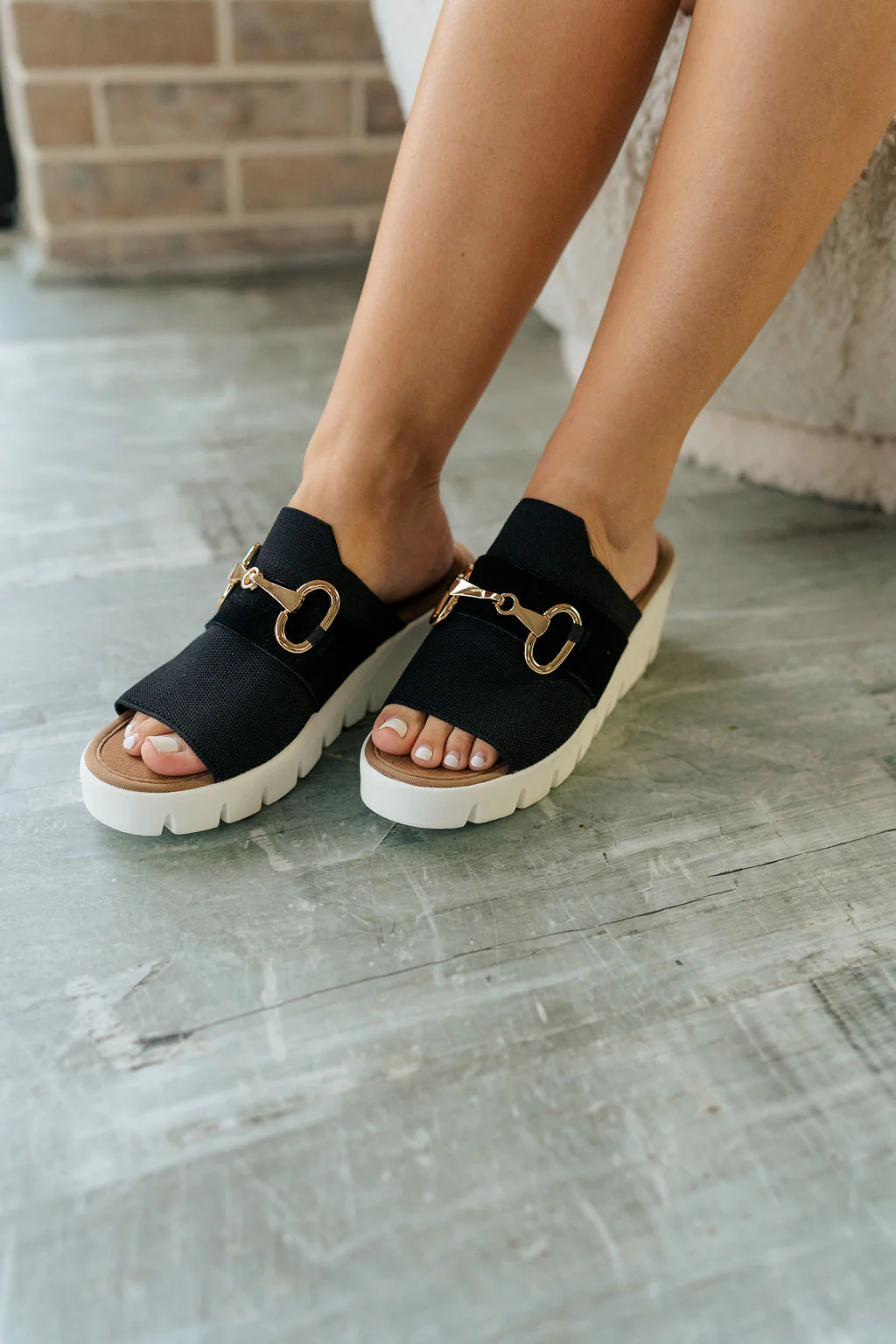 Venti Buckle Sandal