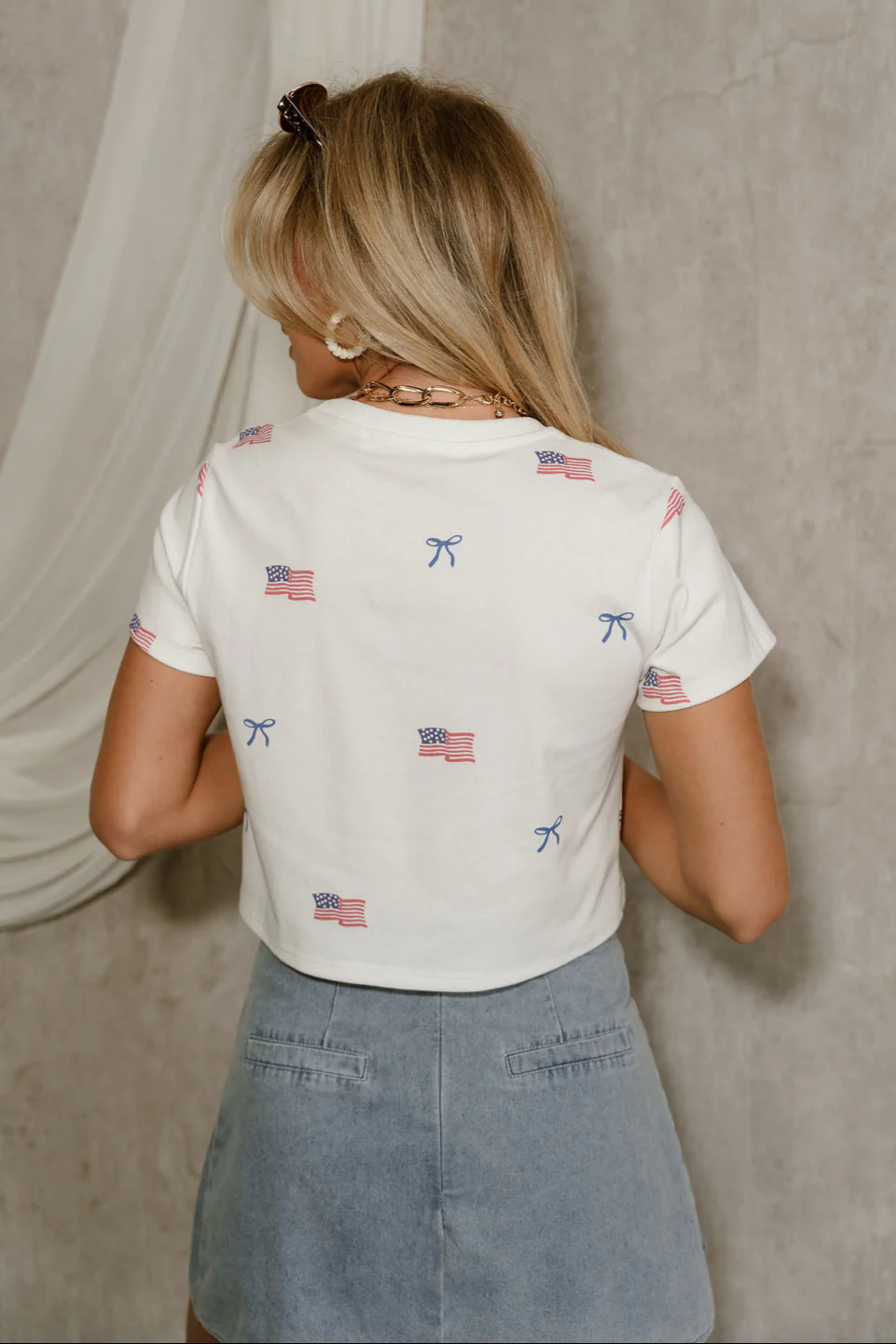 Vera American Flag & Bows White Cropped Top - Image 5