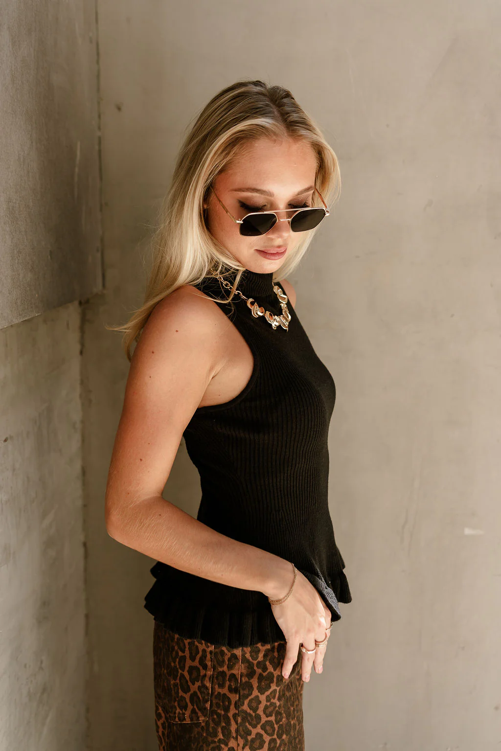 Vera Black Ribbed & Ruffle Tank - Image 3