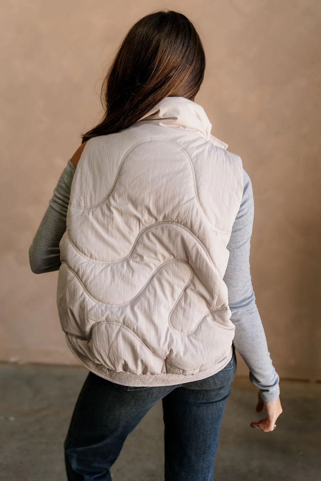 Vera Ecru Puffer Zip-Up Vest - Image 12