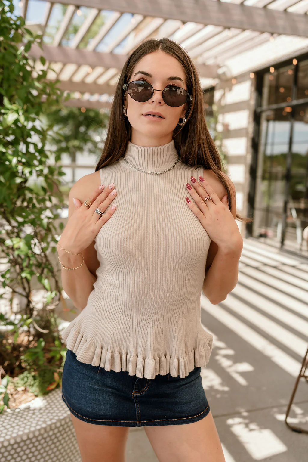 Vera Taupe Ribbed & Ruffle Tank