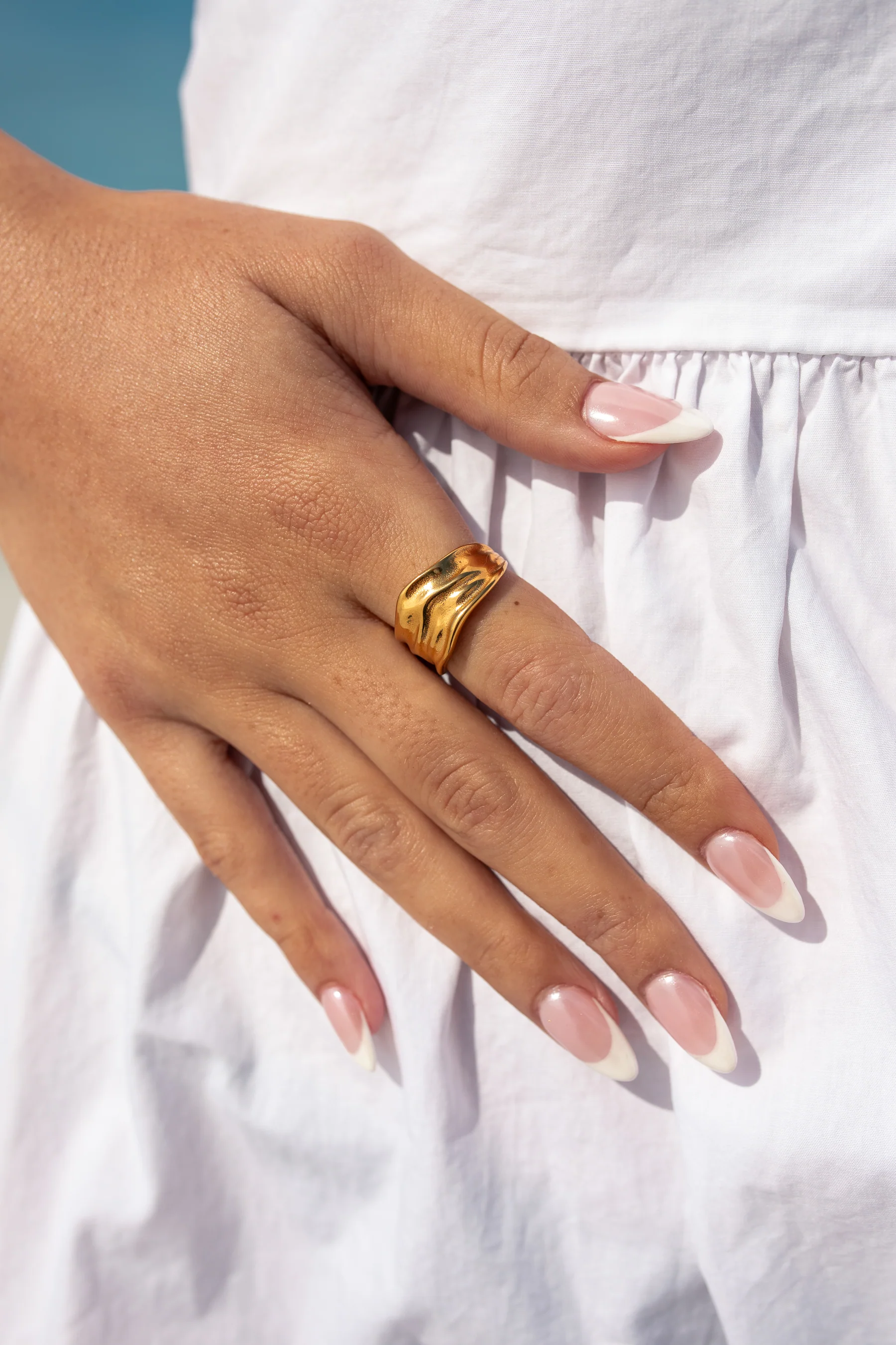 ALCO Vespera Gold Hammered Ring
