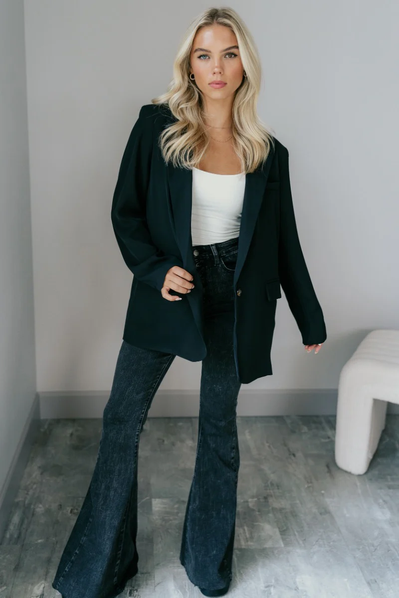 Victoria Black Long Sleeve Tortoise Button Blazer - Image 2