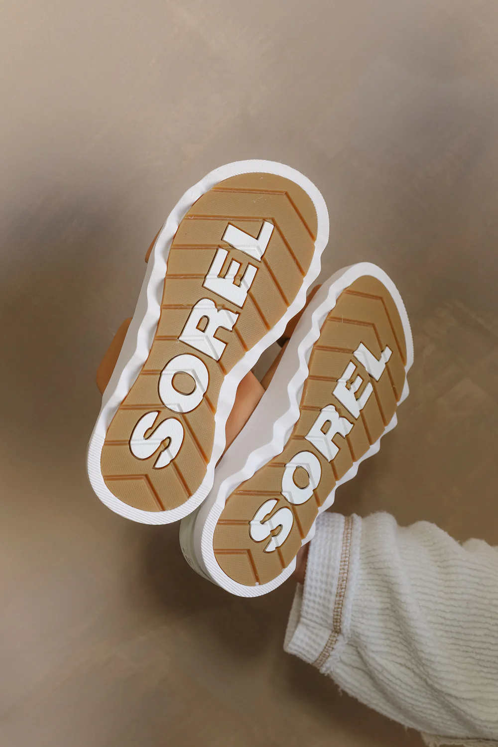 Sorel VIIBE Twist Slide Flat Sandal in Honest Beige & Sea Salt - Image 3