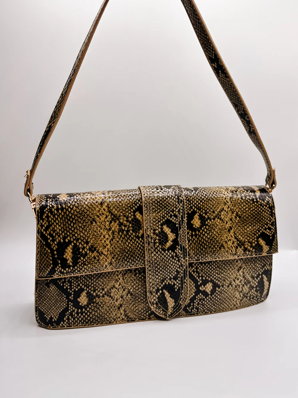 Violet Snake Adjustable Strap Purse - Image 7
