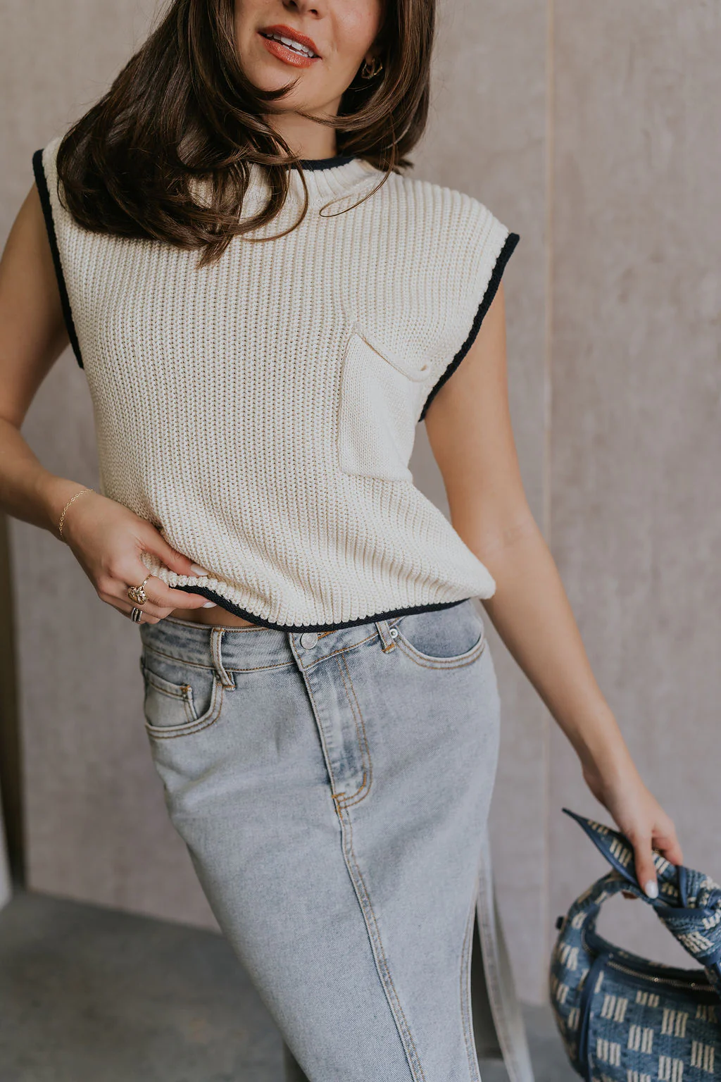 Vivian Ivory & Navy Knit Sleeveless Sweater - Image 2