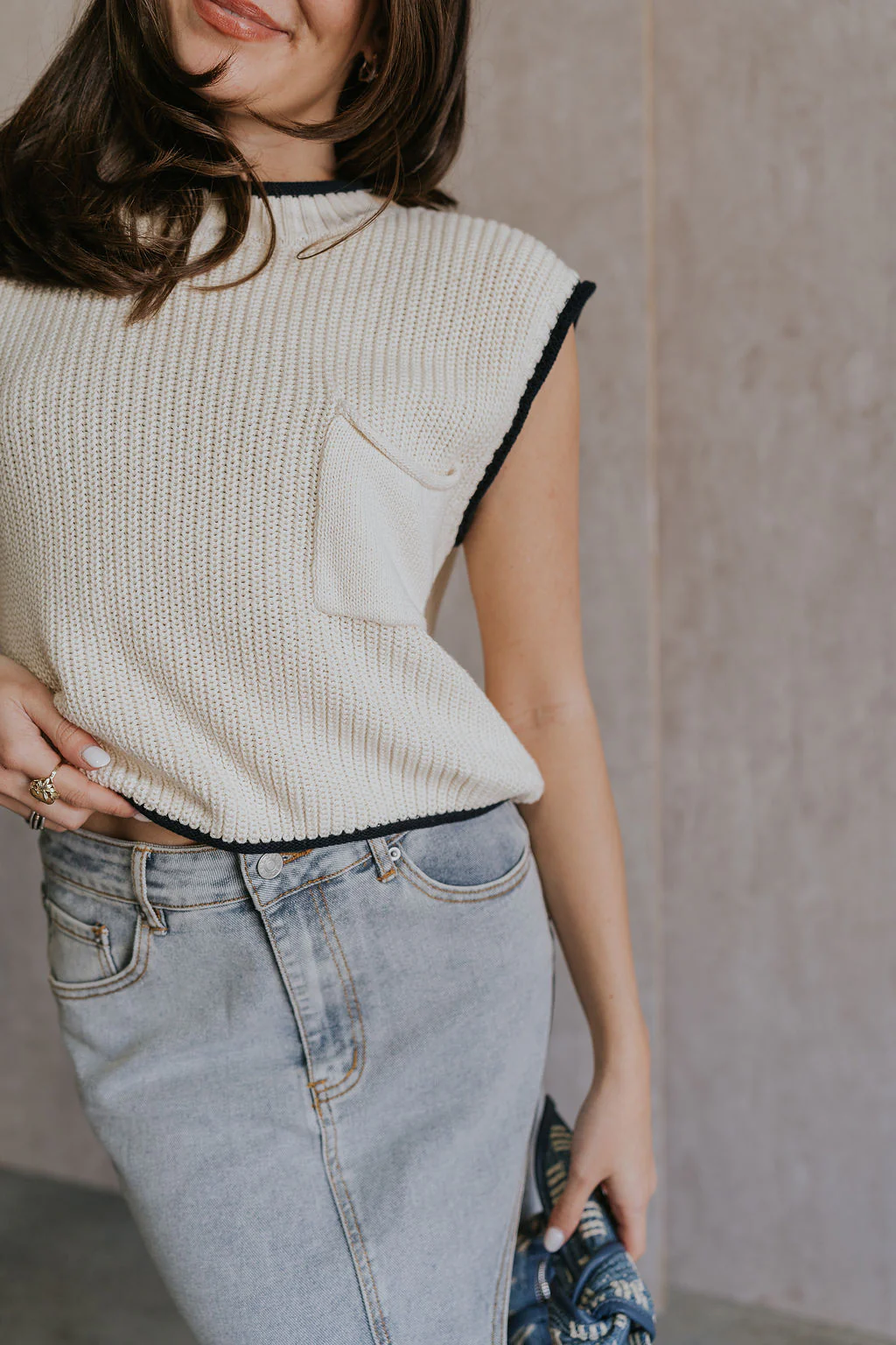 Vivian Ivory & Navy Knit Sleeveless Sweater - Image 6