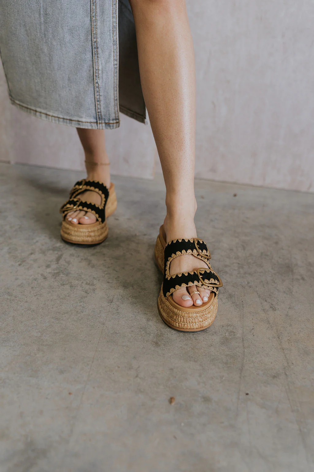 Wanika Sandal in Onyx - Image 4