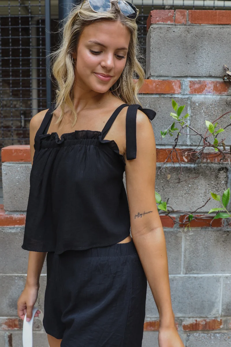 Weekend Escape Tank Top - Image 3
