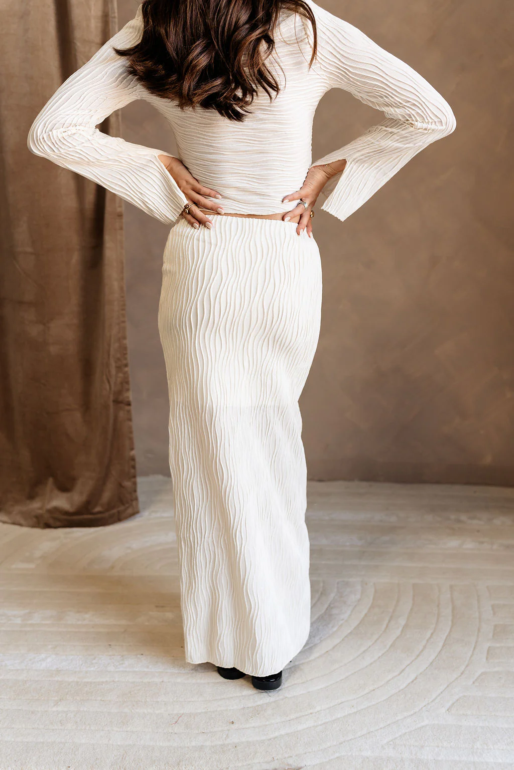 Yovanna Cream Textured Maxi Skirt - Image 4